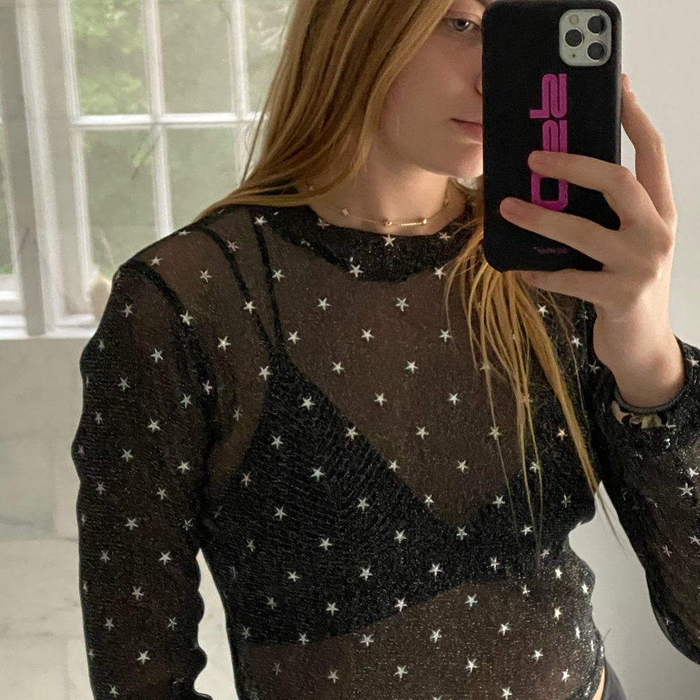 LF mesh top with embroidered stars💫